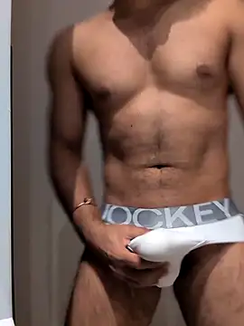 handsome-hunky online show from 05/07/26, 02:09
