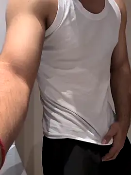 handsome-hunky online show from 04/08/26, 02:07