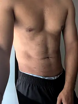 handsome-hunky online show from 04/18/26, 08:49