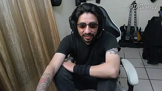 IASuarezV online show from 04/07/26, 11:34