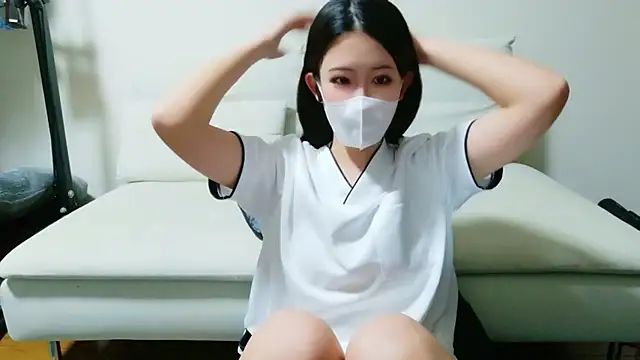 Snapshot of maya_chan_desu chatting on 04/01/26, 08:15 maya chan desu online show from 04/01/26, 08:15