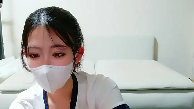 Snapshot of maya_chan_desu chatting on 04/10/26, 03:35 maya chan desu online show from 04/10/26, 03:35