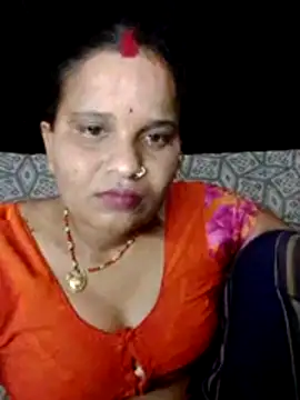 Shivani09900 online show from 05/27/26, 06:48