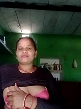 Shivani09900 online show from 06/27/26, 10:10