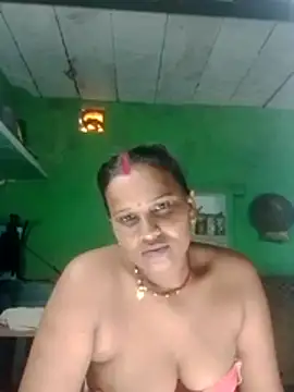Shivani09900 online show from 07/10/26, 09:09
