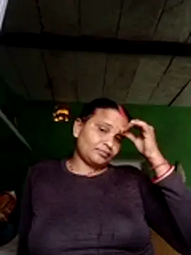 Shivani09900 online show from 07/01/26, 08:03
