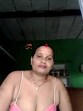 Shivani09900 online show from 07/02/26, 03:23
