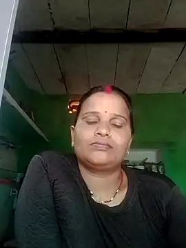 Shivani09900 online show from 07/16/26, 02:52