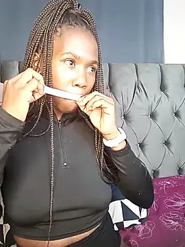 Snapshot of Cybil_Hearts chatting on 04/07/26, 08:10 Cybil Hearts online show from 04/07/26, 08:10