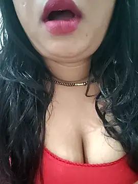 Snapshot of Ramya_456 chatting on 07/16/26, 06:10 Ramya 456 online show from 07/16/26, 06:10