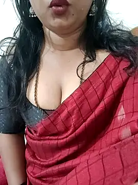 Snapshot of Ramya_456 chatting on 06/16/26, 04:34 Ramya 456 online show from 06/16/26, 04:34