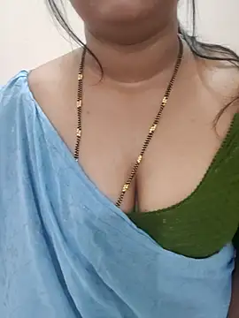 Snapshot of Ramya_456 chatting on 06/07/26, 05:56 Ramya 456 online show from 06/07/26, 05:56