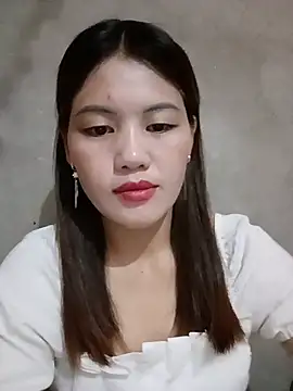 Snapshot of meg_06 chatting on 06/27/26, 01:33 meg 06 online show from 06/27/26, 01:33