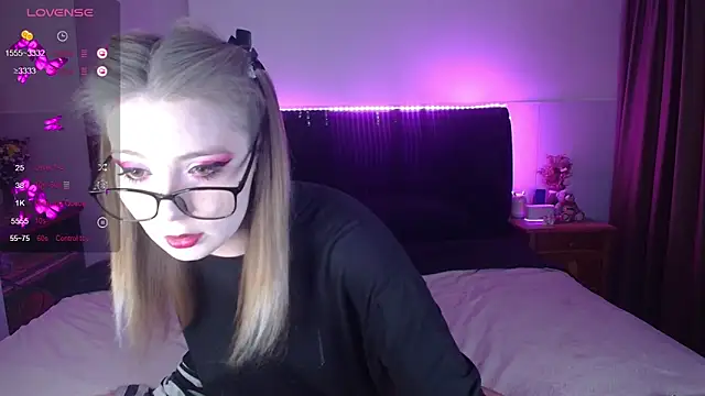 Snapshot of ammyska chatting on 05/06/26, 11:20 ammyska online show from 05/06/26, 11:20