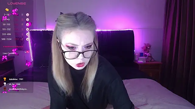 Snapshot of ammyska chatting on 05/08/26, 02:26 ammyska online show from 05/08/26, 02:26
