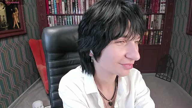 Snapshot of AdonBev chatting on 07/02/26, 03:23 AdonBev online show from 07/02/26, 03:23