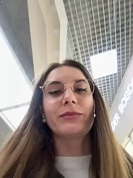 Snapshot of FReyja_44 chatting on 03/26/26, 10:24 FReyja 44 online show from 03/26/26, 10:24