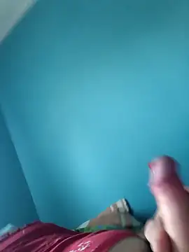 Snapshot of tomeksex1x chatting on 09/10/25, 05:17 tomeksex1x online show from 09/10/25, 05:17