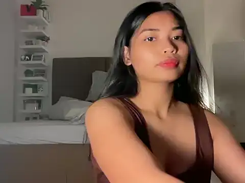 Snapshot of zafarina_18 chatting on 04/19/26, 03:24 zafarina 18 online show from 04/19/26, 03:24