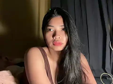 Snapshot of zafarina_18 chatting on 05/07/26, 06:11 zafarina 18 online show from 05/07/26, 06:11