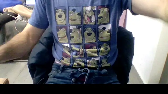 ACruoreX online show from 03/31/26, 07:54