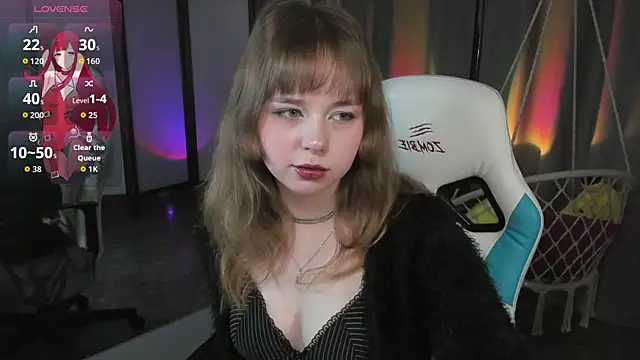LeonaHicks online show from 04/24/26, 05:42