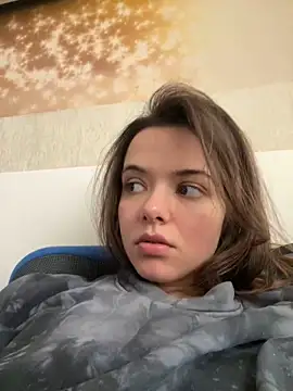 Snapshot of AForbiddenFlower chatting on 04/01/26, 09:43 AForbiddenFlower online show from 04/01/26, 09:43