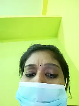 Snapshot of bannerjeesneha20 chatting on 04/01/26, 01:41 bannerjeesneha20 online show from 04/01/26, 01:41