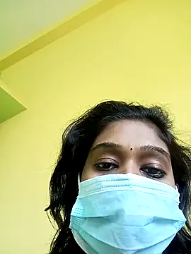 Snapshot of bannerjeesneha20 chatting on 04/02/26, 01:46 bannerjeesneha20 online show from 04/02/26, 01:46