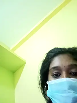 Snapshot of bannerjeesneha20 chatting on 04/11/26, 09:18 bannerjeesneha20 online show from 04/11/26, 09:18