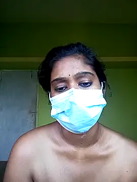 Snapshot of bannerjeesneha20 chatting on 04/10/26, 01:45 bannerjeesneha20 online show from 04/10/26, 01:45