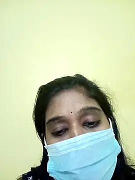 Snapshot of bannerjeesneha20 chatting on 04/10/26, 05:31 bannerjeesneha20 online show from 04/10/26, 05:31