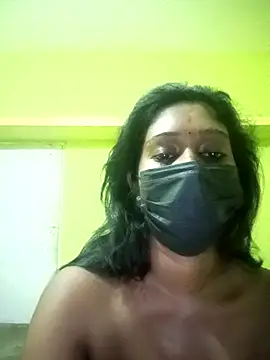 Snapshot of bannerjeesneha20 chatting on 04/13/26, 07:29 bannerjeesneha20 online show from 04/13/26, 07:29