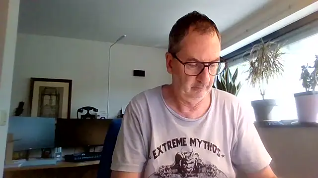 Snapshot of HotLucas66 chatting on 06/25/26, 03:06 HotLucas66 online show from 06/25/26, 03:06