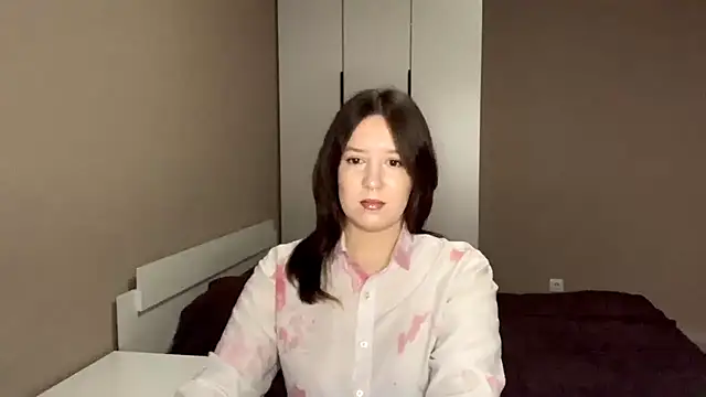 Snapshot of SatinyStoic chatting on 04/02/26, 10:11 SatinyStoic online show from 04/02/26, 10:11