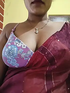 Snapshot of Rubina_Love chatting on 06/09/26, 12:22 Rubina Love online show from 06/09/26, 12:22