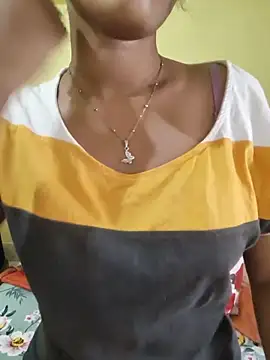 Snapshot of Rubina_Love chatting on 06/11/26, 08:55 Rubina Love online show from 06/11/26, 08:55