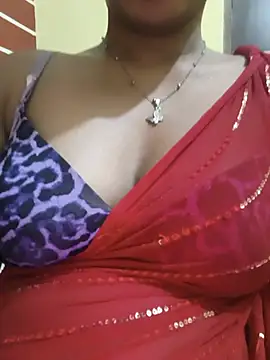 Snapshot of Rubina_Love chatting on 06/06/26, 05:40 Rubina Love online show from 06/06/26, 05:40