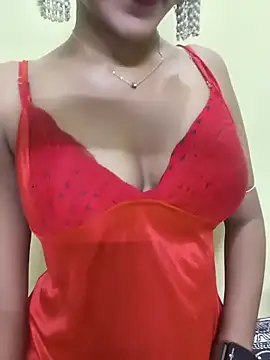 Snapshot of Rubina_Love chatting on 04/15/26, 09:48 Rubina Love online show from 04/15/26, 09:48