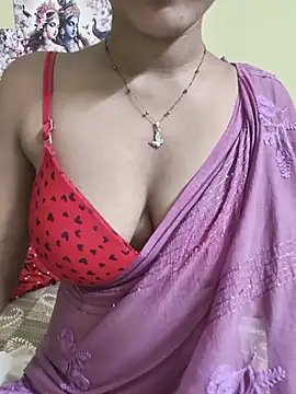 Snapshot of Rubina_Love chatting on 06/15/26, 05:12 Rubina Love online show from 06/15/26, 05:12
