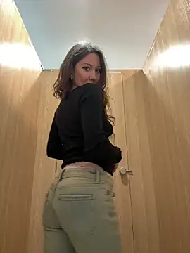 Snapshot of SaintSquirt chatting on 05/23/26, 10:25 SaintSquirt online show from 05/23/26, 10:25