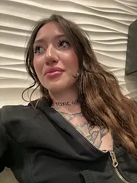 Snapshot of SaintSquirt chatting on 04/08/26, 10:28 SaintSquirt online show from 04/08/26, 10:28