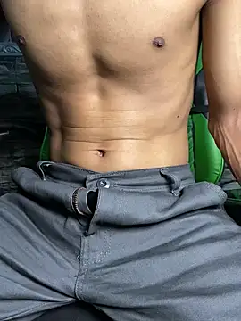 tukangcoli31 online show from 04/01/26, 12:17