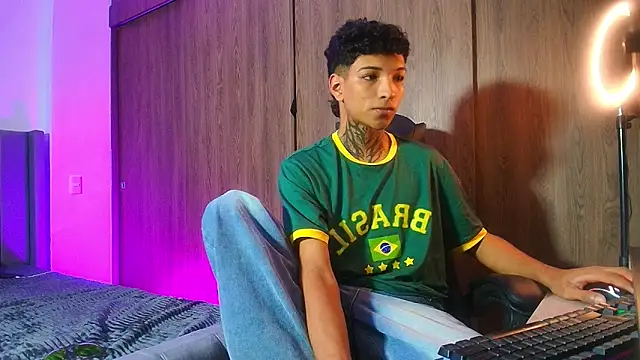 im Usuga online show from 03/26/26, 05:17