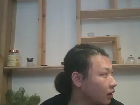 Live-001 online show from 05/31/26, 11:05