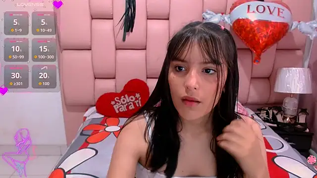 Snapshot of Nathaly_18_ chatting on 04/10/26, 11:28 Nathaly 18 online show from 04/10/26, 11:28