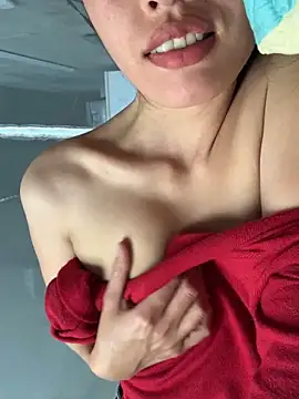 Snapshot of Sapphire-zz chatting on 03/26/26, 07:17 Sapphire-zz online show from 03/26/26, 07:17