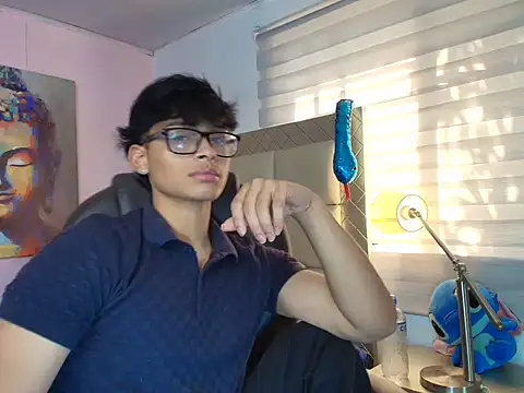 Snapshot of mathias_oberlin chatting on 03/27/26, 07:37 mathias oberlin online show from 03/27/26, 07:37