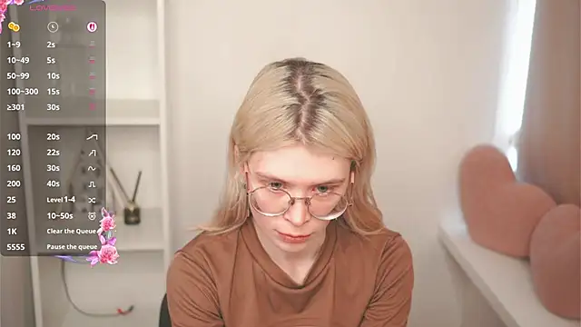 Snapshot of CarleySuski chatting on 04/09/26, 04:58 CarleySuski online show from 04/09/26, 04:58