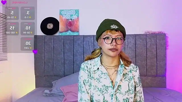 Luna Blooms online show from 04/11/26, 11:47